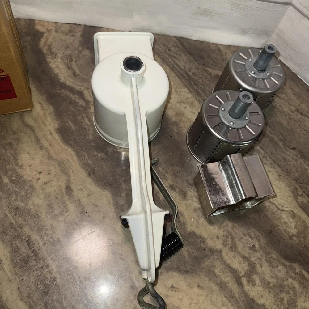 Vintage 1950s KITCHEN CRAFT Vegetable Slicer With Attachments‎